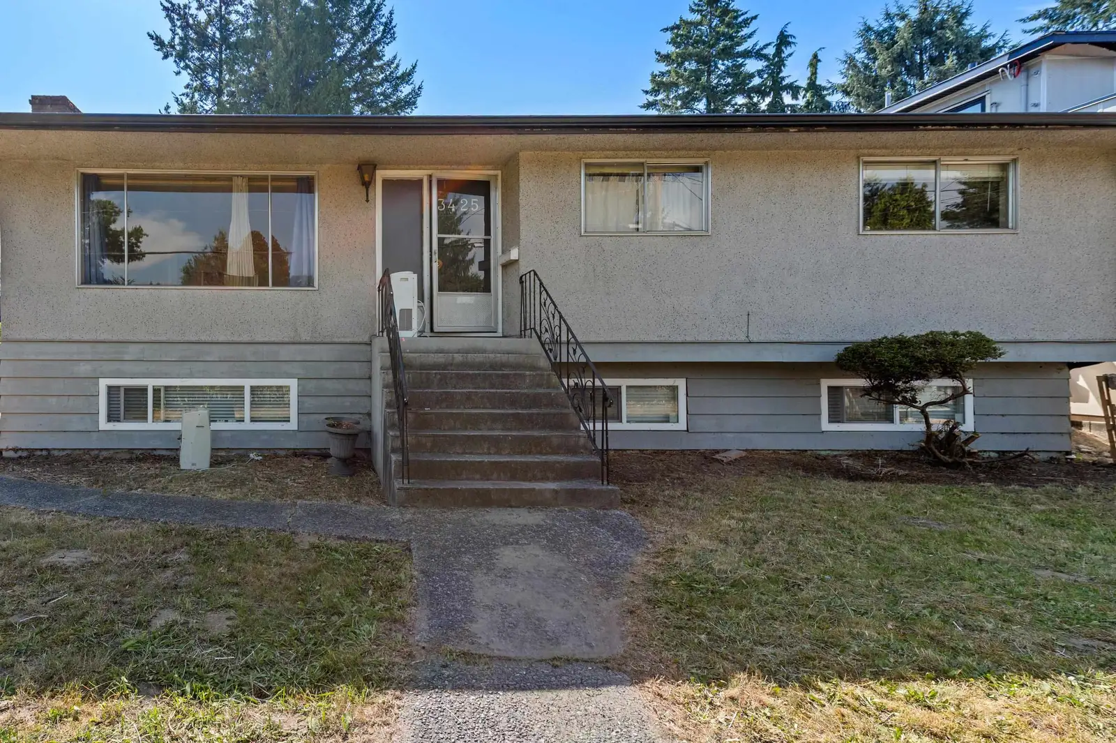 3425 FLINT STREET, Port Coquitlam BC V3B 4J4