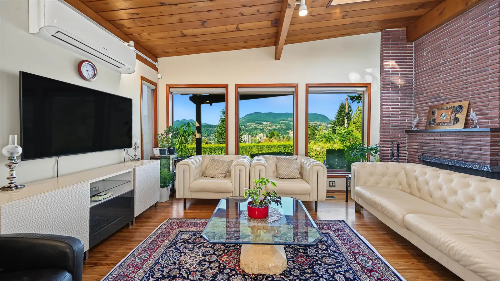2206 PINECREST AVENUE, Coquitlam BC V3J 6T6