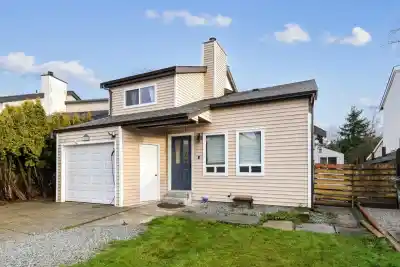 6068 BROOKS CRESCENT, Surrey BC V3S 7L1