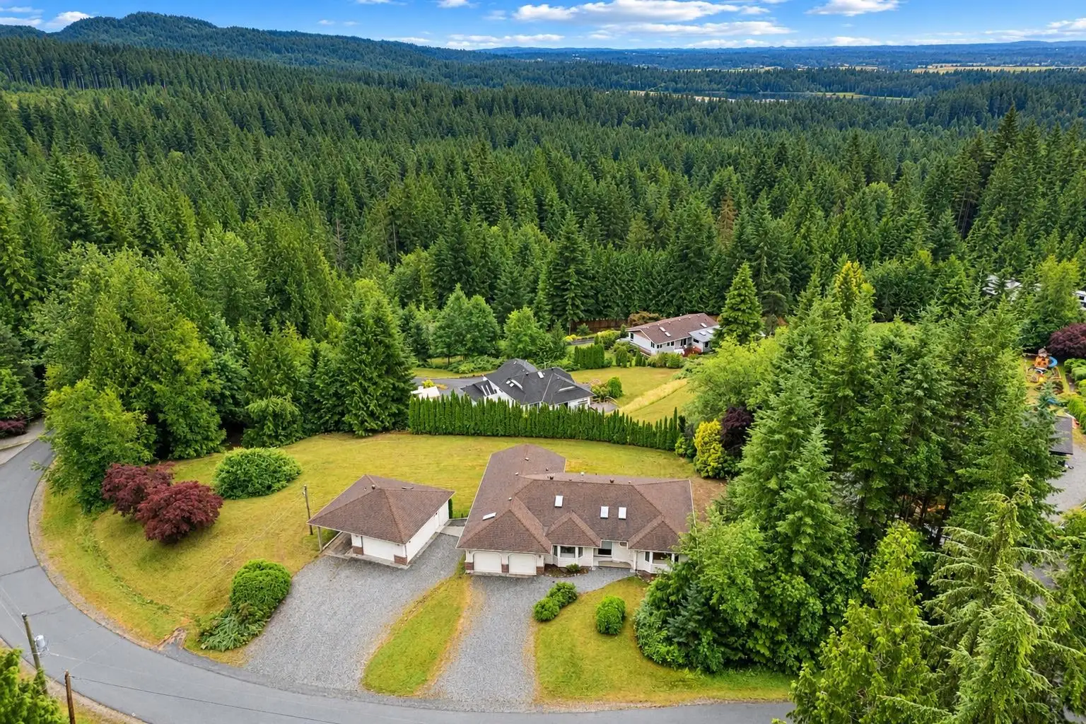 27660 128 AVENUE, Maple Ridge BC V2W 1N5