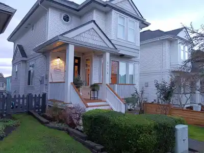 5776 149 STREET, Surrey BC V3S 8W4