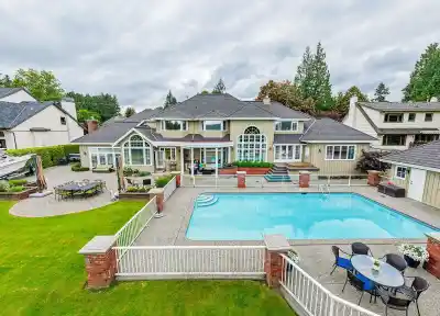 7976 GOVERNMENT ROAD, Burnaby BC V5A 2E2