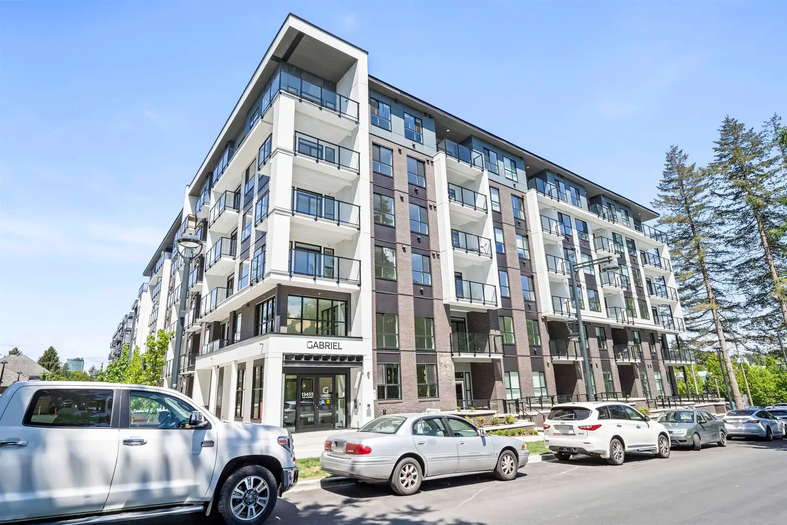 221 13455 94A AVENUE, Surrey BC V3V 0H3