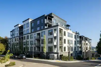 602 215 MCBAY LANE, Coquitlam BC V3K 0H7