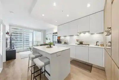 4106 4650 BRENTWOOD BOULEVARD, Burnaby BC V5C 0M3