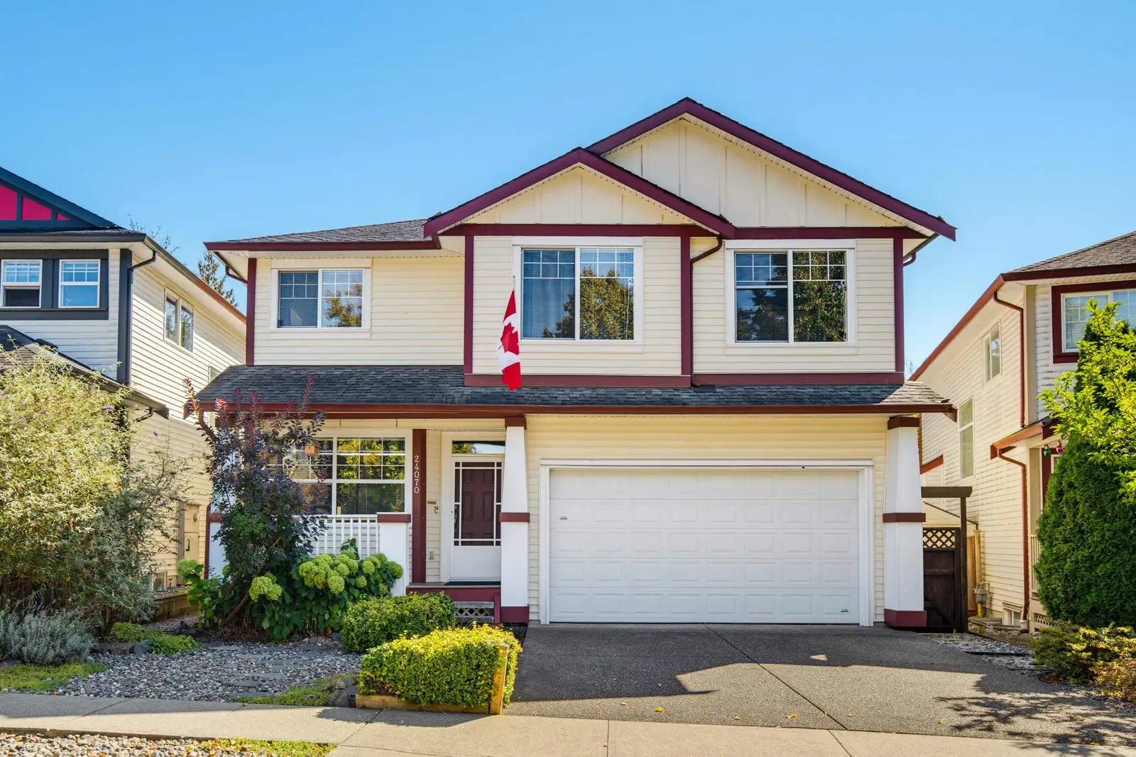 24070 HILL AVENUE, Maple Ridge BC V2W 1Z9
