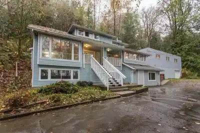 26280 GRANT AVENUE, Maple Ridge BC V2W 1H2