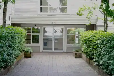 102 7038 21ST AVENUE, Burnaby BC V5E 2Y9