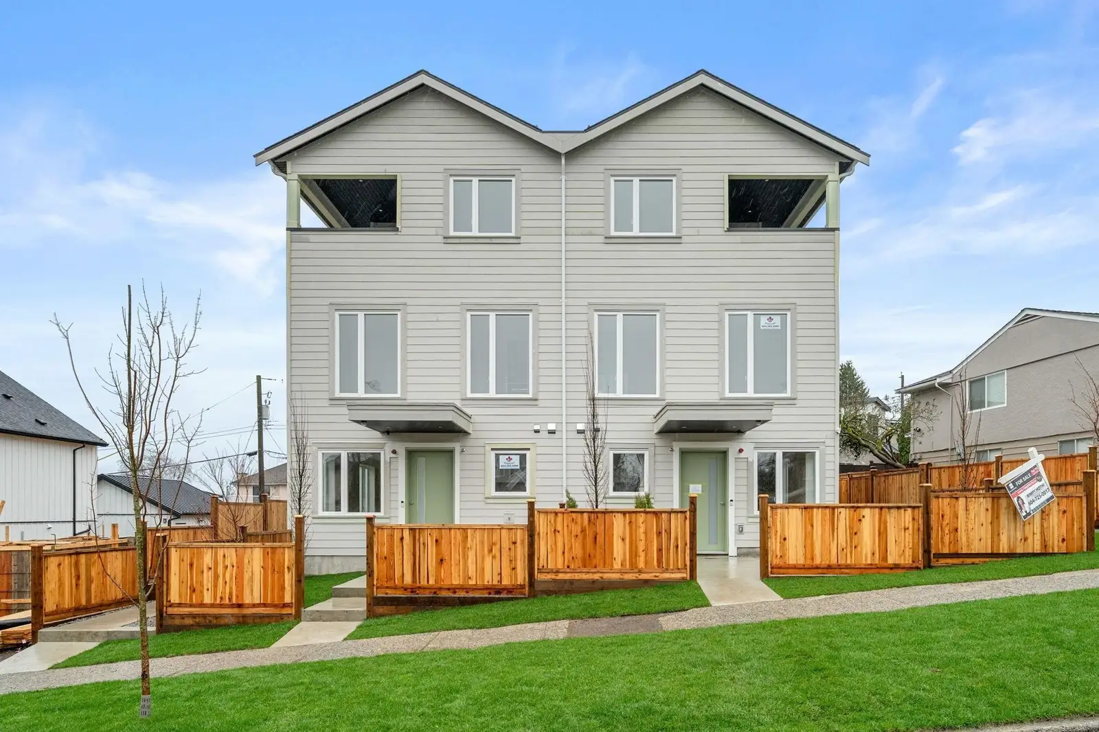 3 3581 HAIDA DRIVE, Vancouver BC V5M 3Y9
