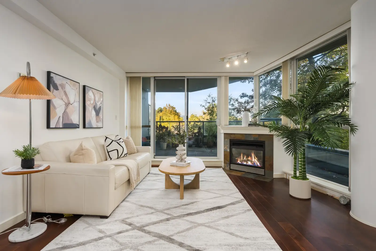 204 1485 W 6TH AVENUE, Vancouver BC V6H 4G1