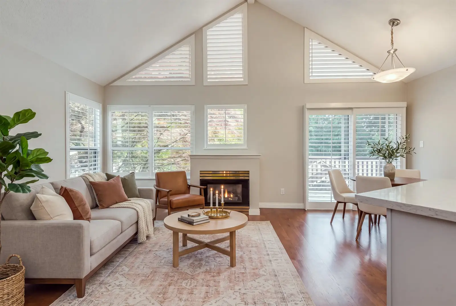 29 4055 INDIAN RIVER DRIVE, North Vancouver BC V7G 2R7