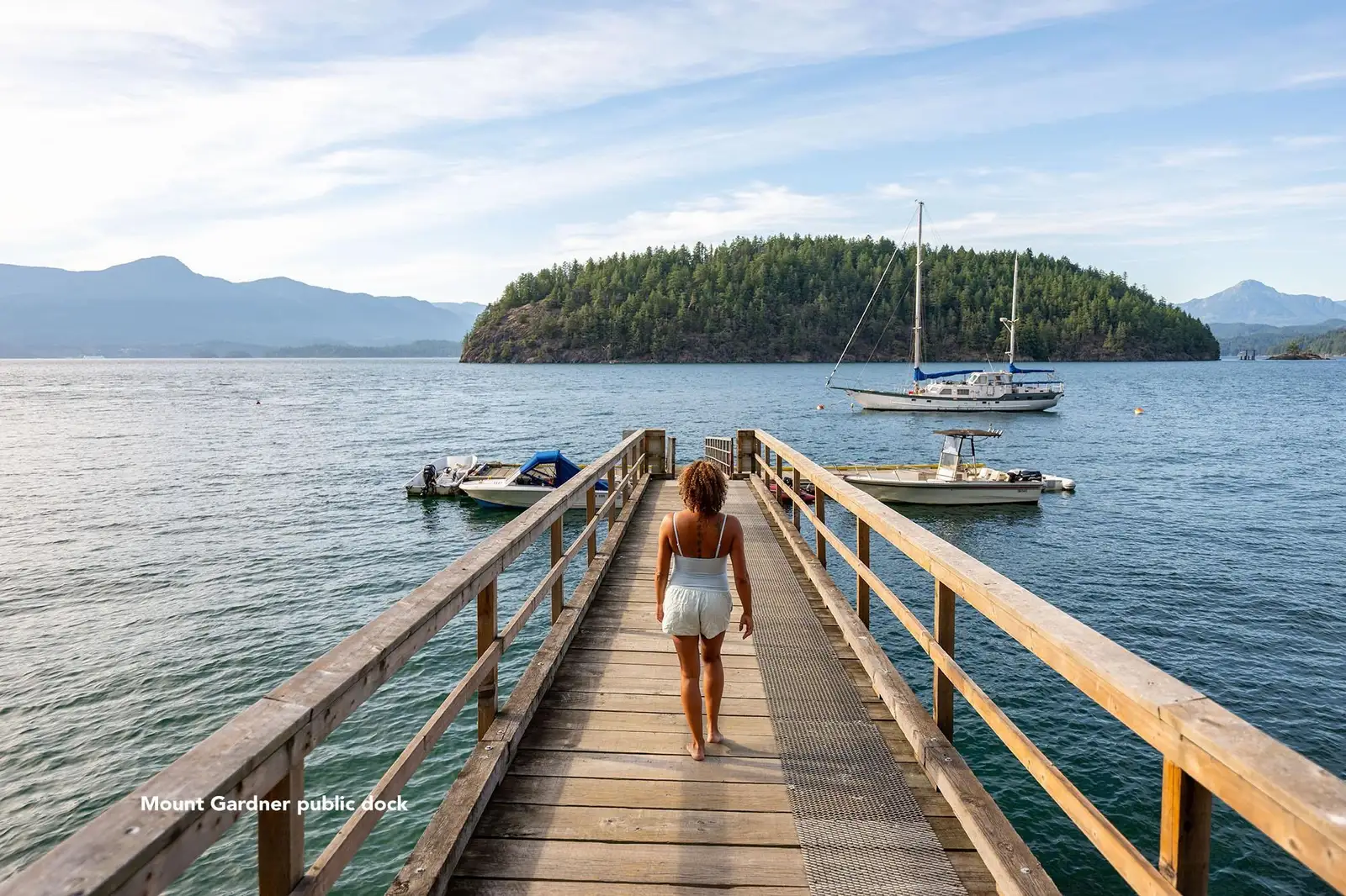 1558 MOUNT GARDNER ROAD, Bowen Island BC V0N 1G2