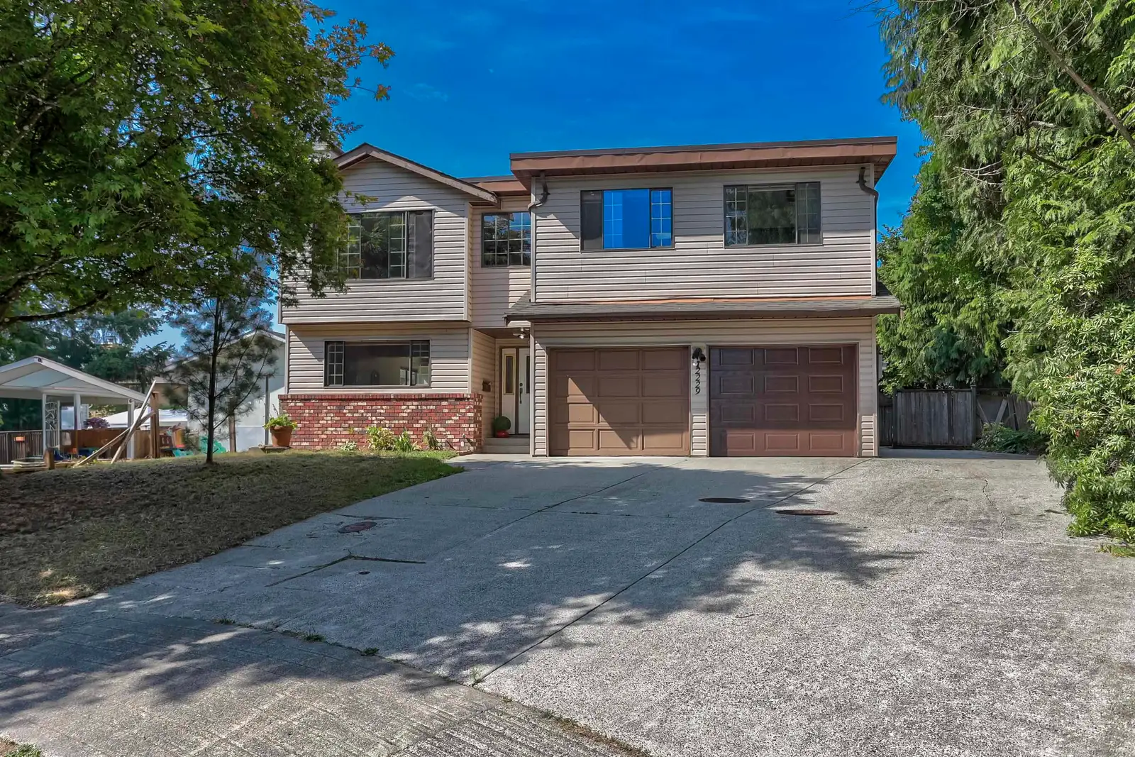 12229 FOREST PLACE, Maple Ridge BC V2X 8G4