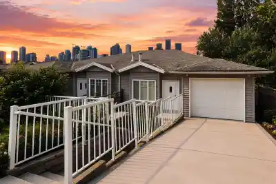 5131 MANOR STREET, Burnaby BC V5G 1G4