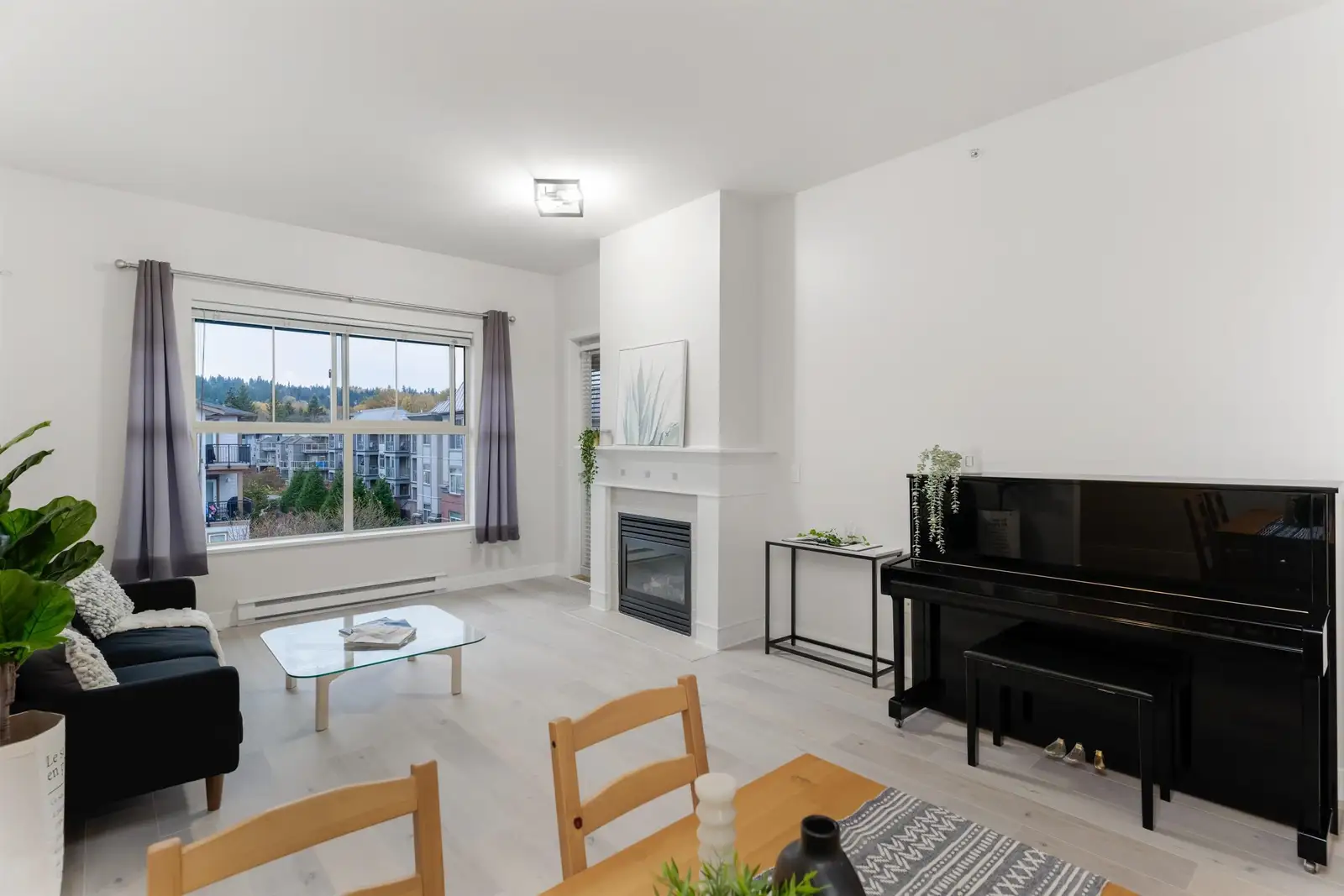 402 2478 SHAUGHNESSY STREET, Port Coquitlam BC V3C 0A1