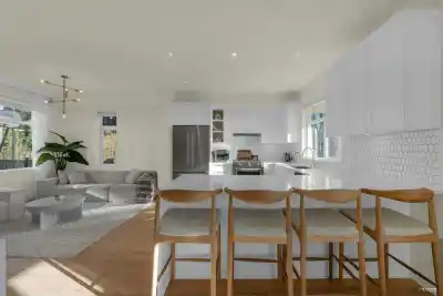 115 3565 BAYCREST AVENUE, Coquitlam BC V3B 2W7