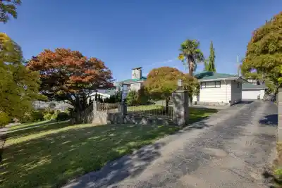3681 MCGILL STREET, Vancouver BC V5K 1J3
