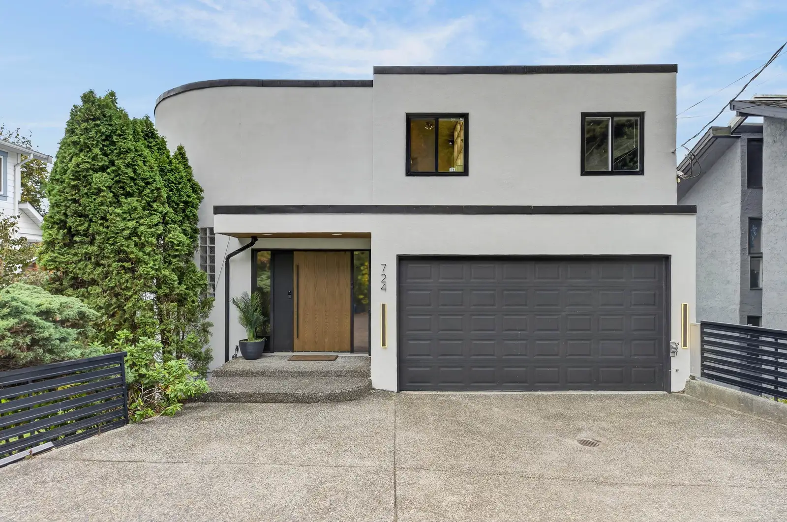 724 IOCO ROAD, Port Moody BC V3H 2W8