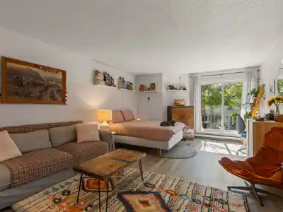 216 1545 E 2ND AVENUE, Vancouver BC V5N 1C8