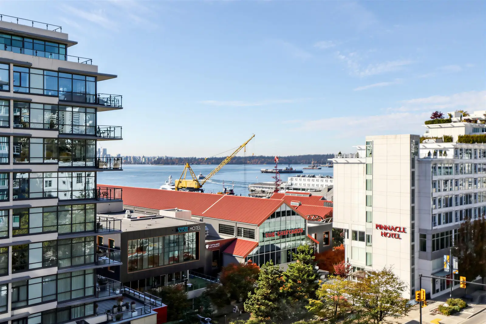 806 168 E ESPLANADE AVENUE, North Vancouver BC V7L 4X8