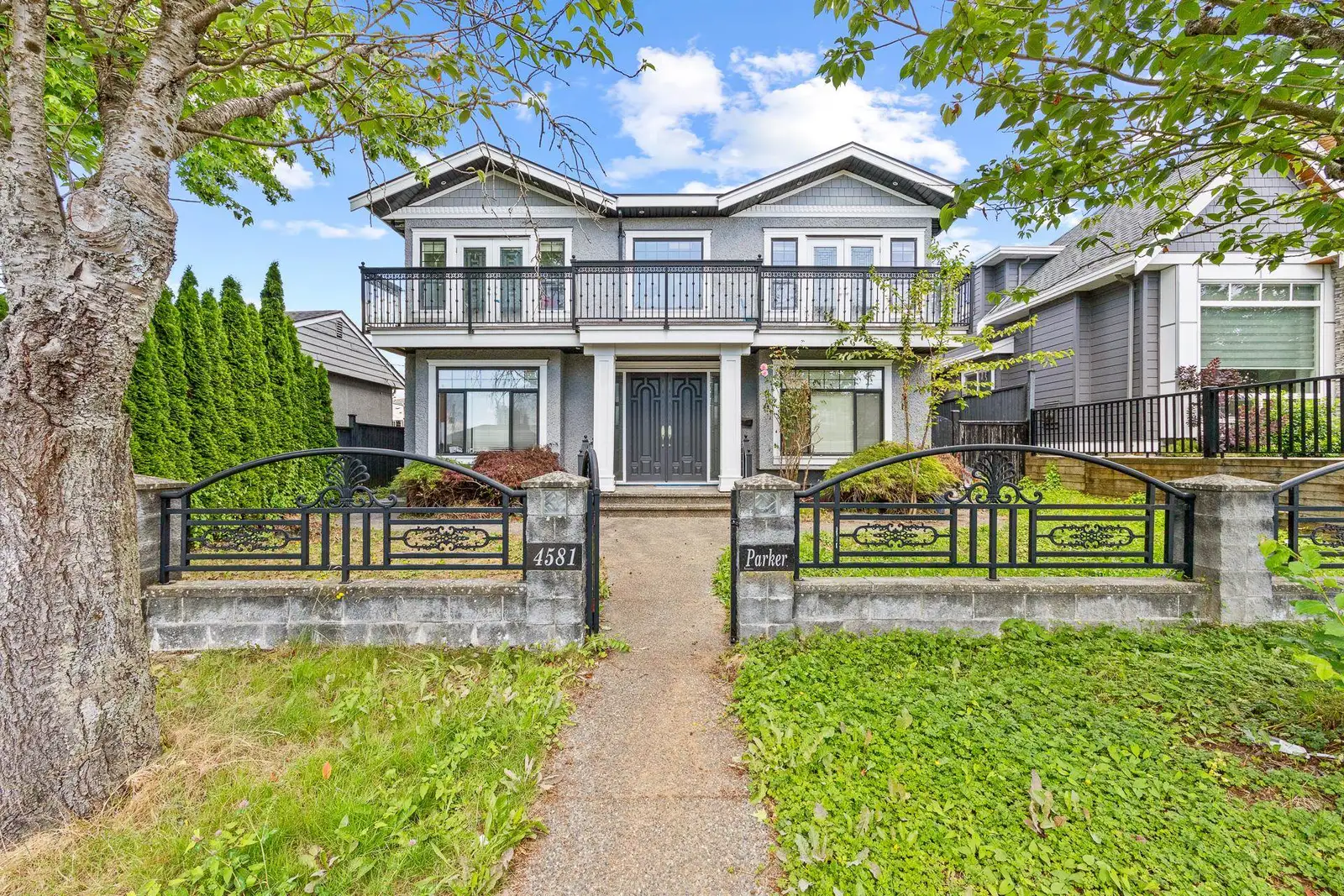 4581 PARKER STREET, Burnaby BC V5C 3E1