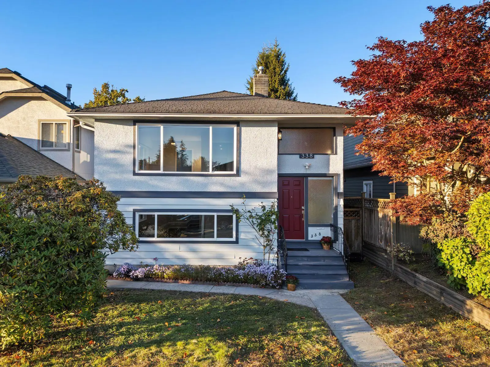 338 W 21ST STREET, North Vancouver BC V7M 1Z5