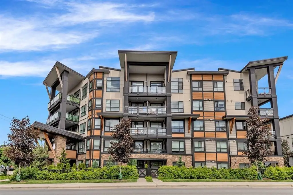 301 20829 77A AVENUE, Langley BC V2Y 0Y5