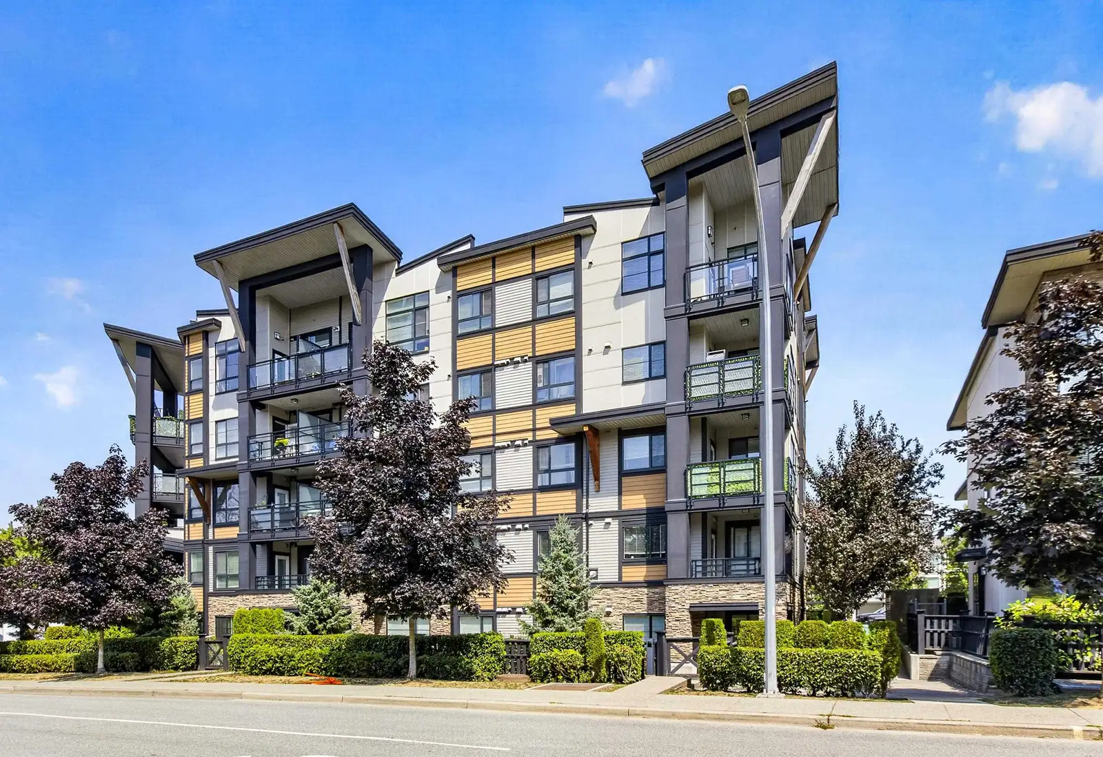 218 20829 77A AVENUE, Langley BC V2Y 0Y5