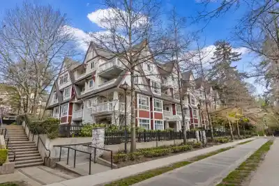 322 6833 VILLAGE GREEN, Burnaby BC V5E 4M1