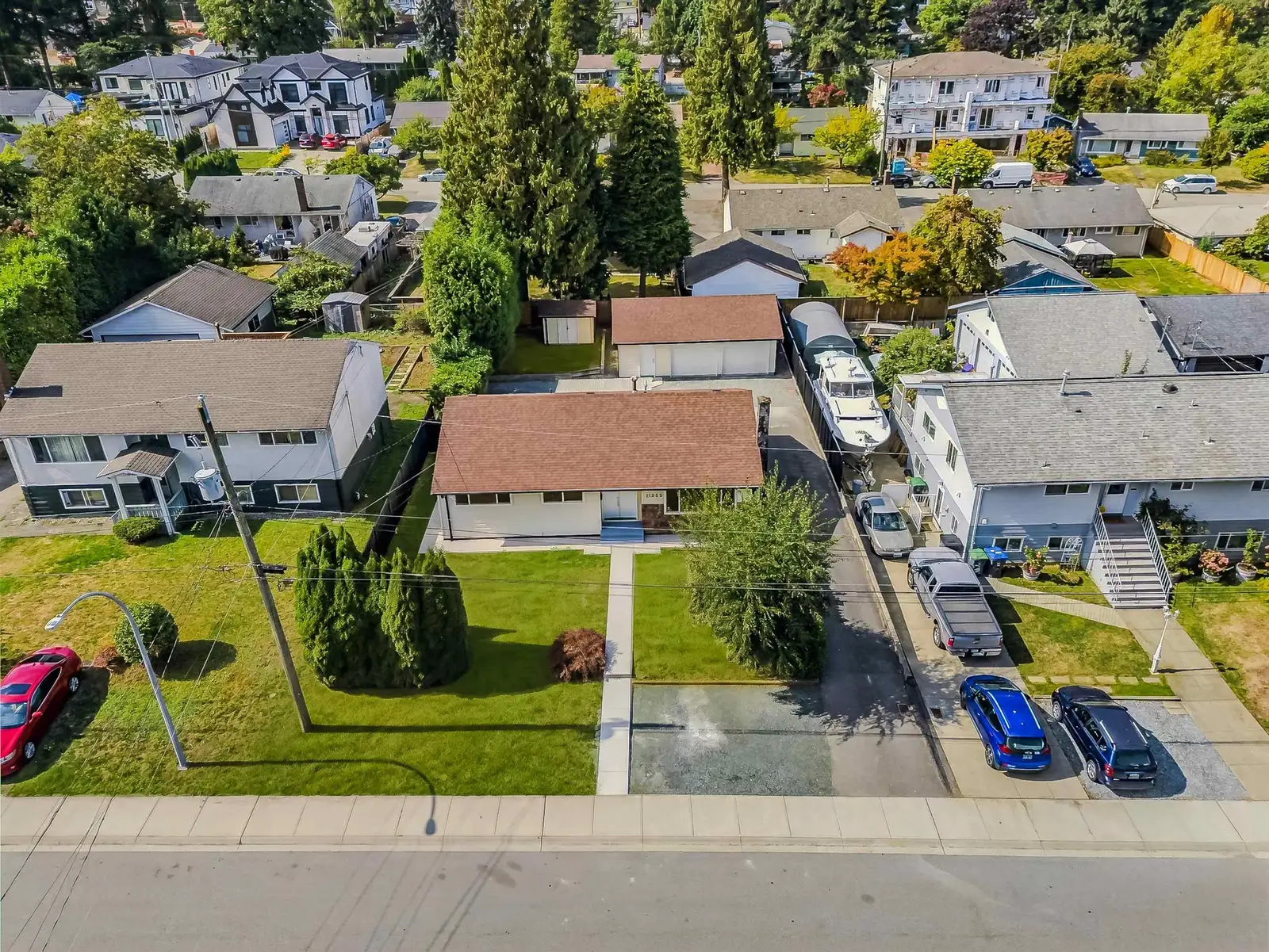 11055 ORIOLE DRIVE, Surrey BC V3R 5A7