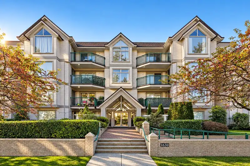 207 1650 GRANT AVENUE, Port Coquitlam