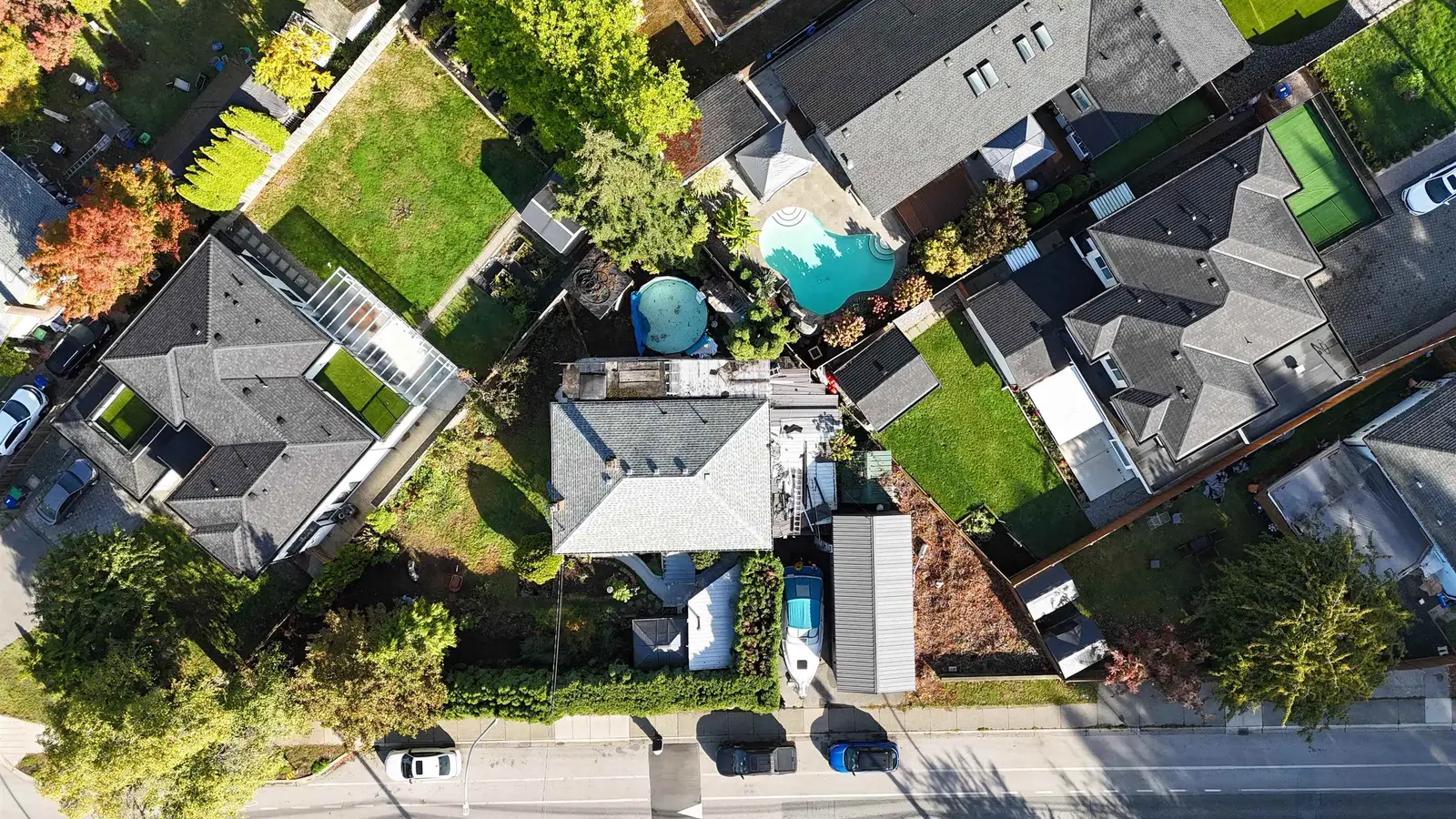 12585 100 AVENUE, Surrey BC V3V 2X6