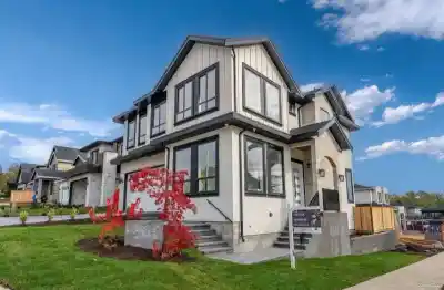 20453 69 AVENUE, Langley BC V2Y 1R2