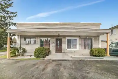 2141 MARINE WAY, New Westminster BC V3M 2H2