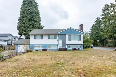 3141 YORK STREET, Port Coquitlam BC V3B 4A7