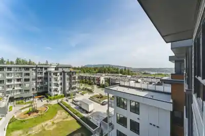 619 3594 MALSUM DRIVE, North Vancouver BC V7G 0B4