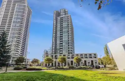 1505 10333 133 STREET, Surrey BC V3T 0V1
