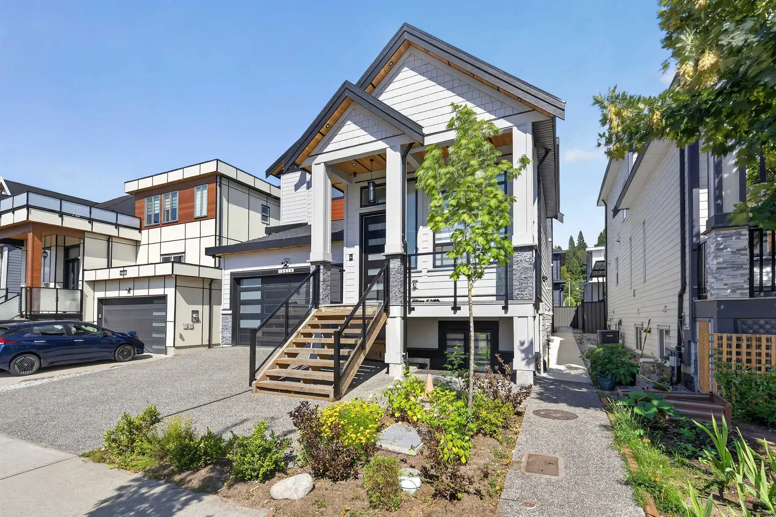 10628 124 STREET, Surrey BC V3V 0E2