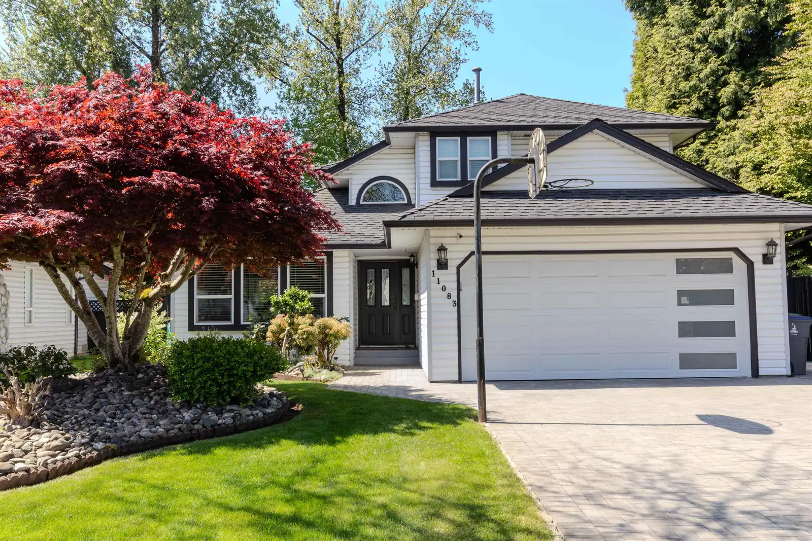 11083 153A STREET, Surrey BC V3R 9H8