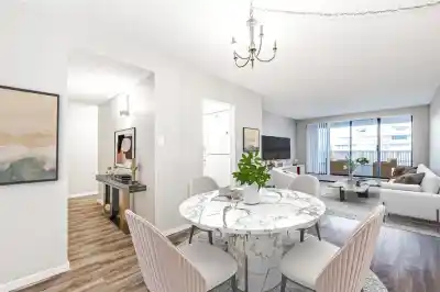 1502 4134 MAYWOOD STREET, Burnaby BC V5H 4C9