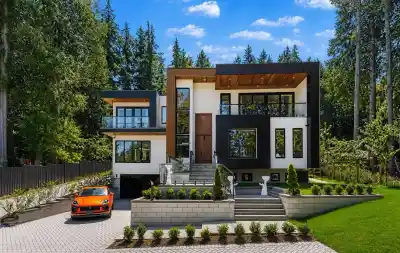 13046 CRESCENT ROAD, Surrey BC V4P 1J8
