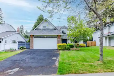 12931 18 AVENUE, Surrey BC V4A 7P7