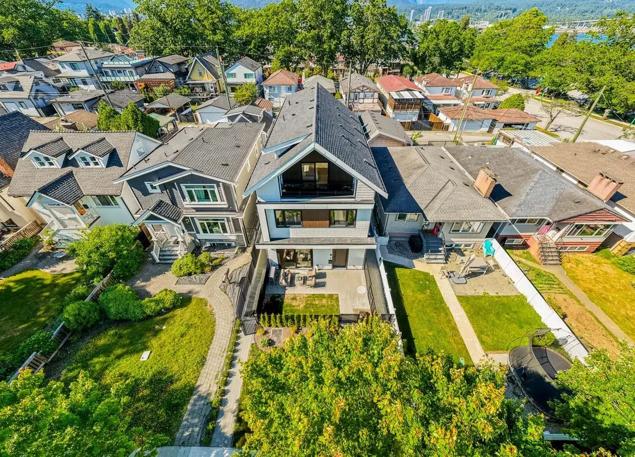 1 2875 CAMBRIDGE STREET, Vancouver BC V5J 3Z1
