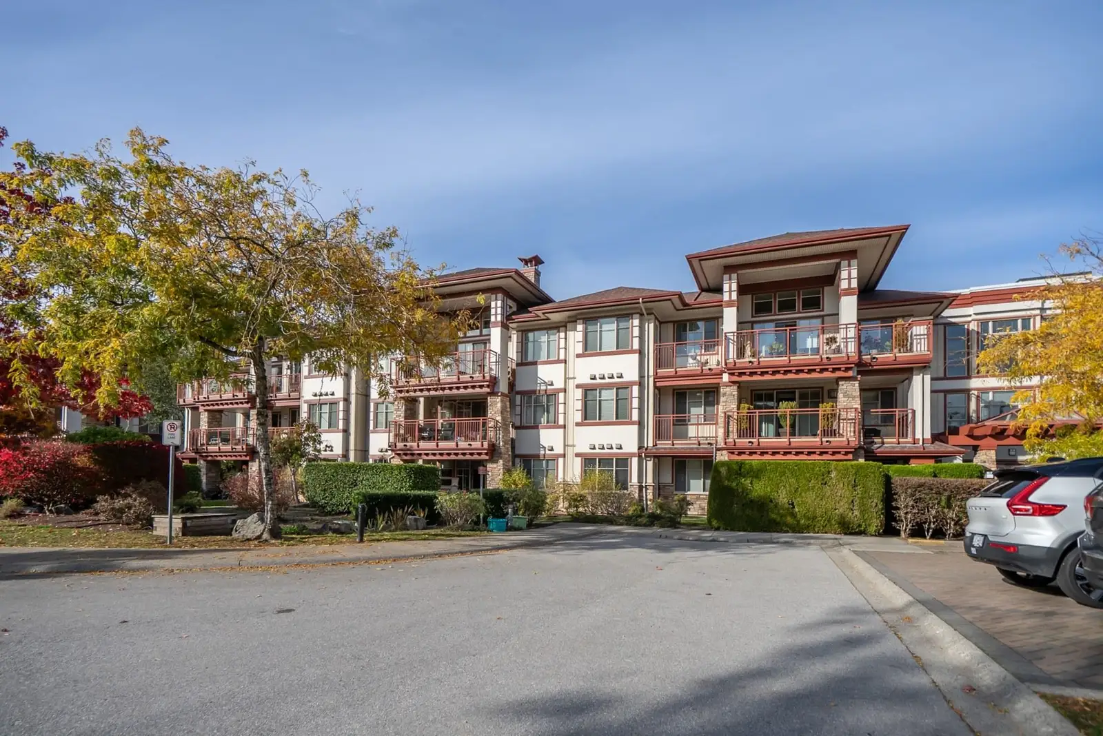 101 16455 64 AVENUE, Surrey BC V2S 6V7