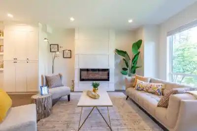 7 15688 28 AVENUE, Surrey BC V3Z 0N1