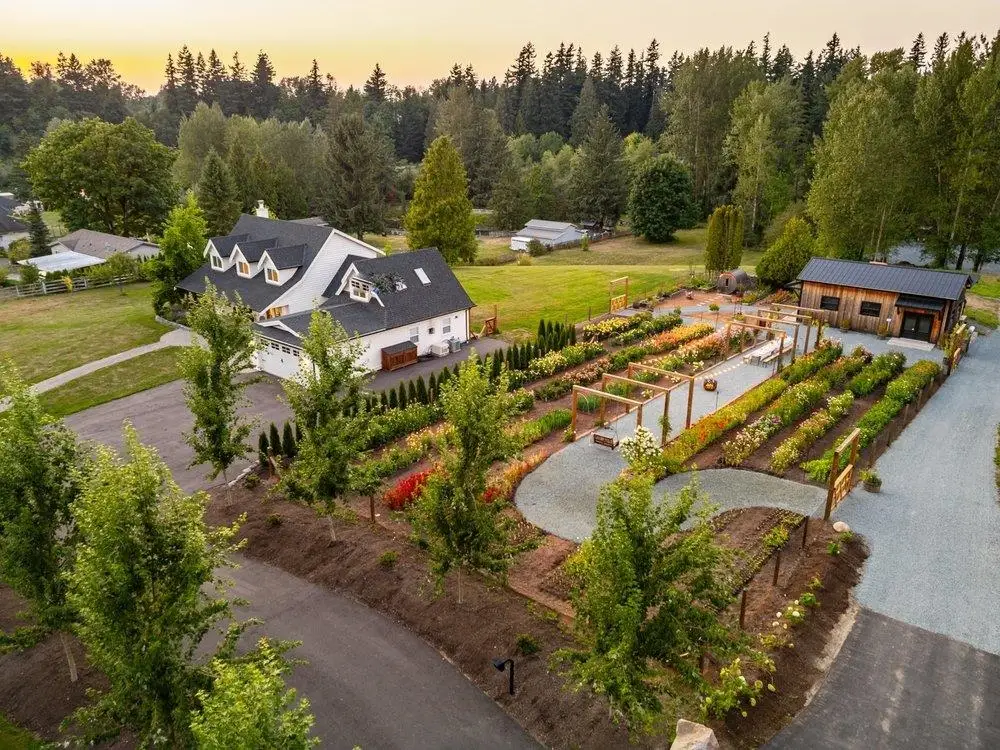 23873 12 AVENUE, Langley BC V2Z 2Y2