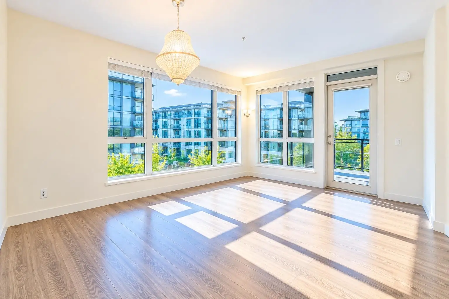 315 5981 GRAY AVENUE, Vancouver BC V6S 0G1