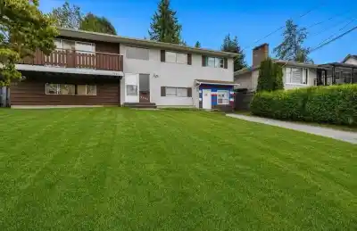 9892 130 STREET, Surrey BC V3T 3L4