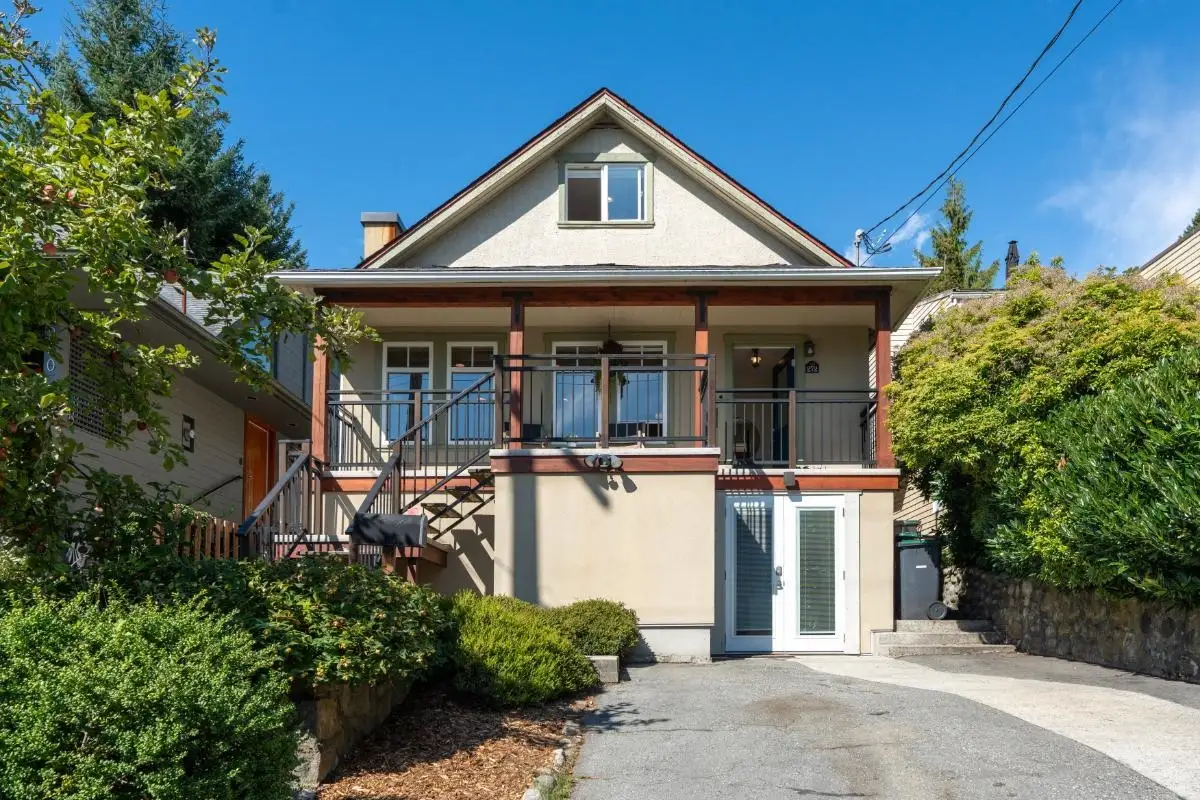 272 E OSBORNE ROAD, North Vancouver BC V7N 1M1