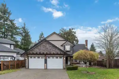 15751 98A AVENUE, Surrey BC V4N 2V7